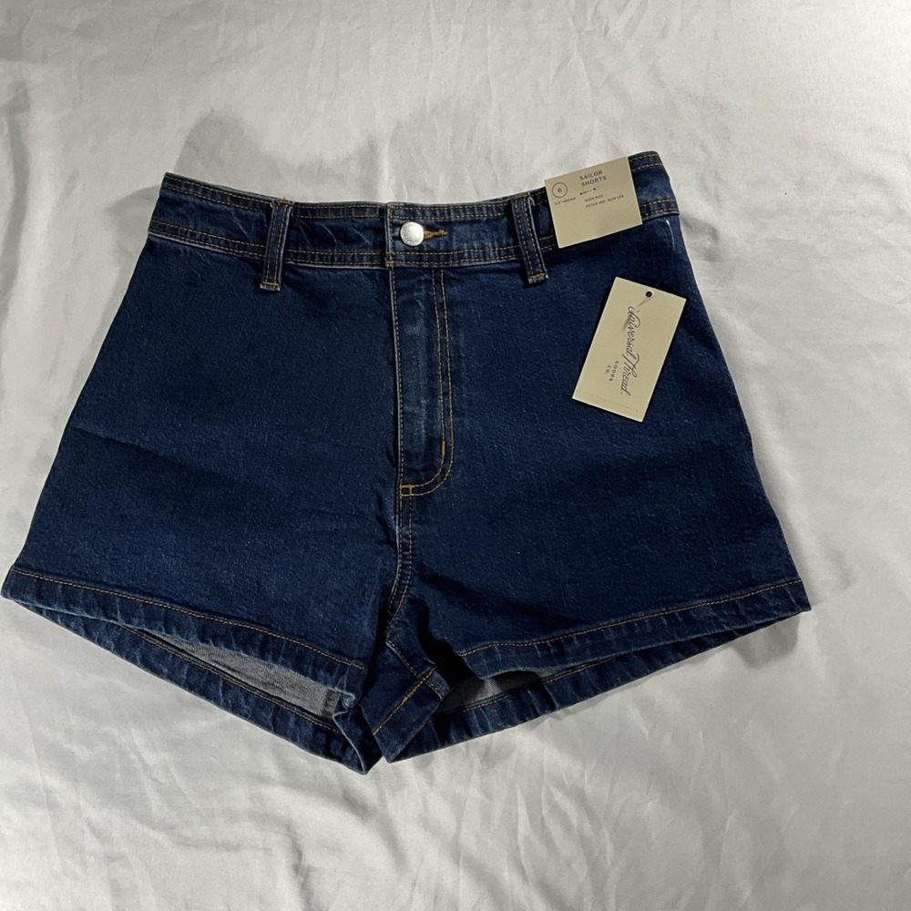 Universal Thread High-Rise Fitted Hip Slim Leg Blue Denim Sailor Shorts Size 6